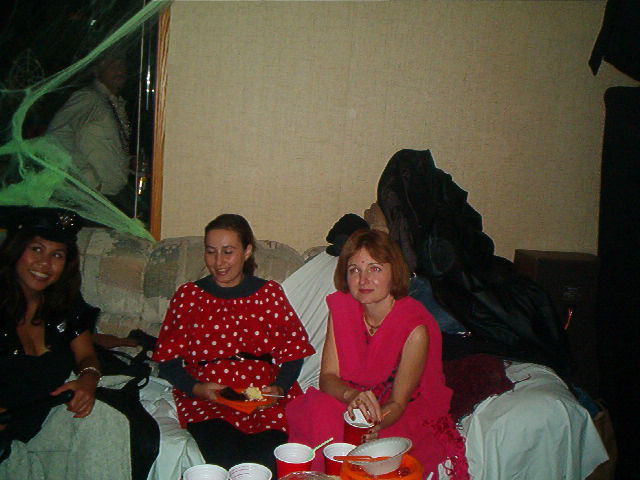 The-Ladies-in-Red